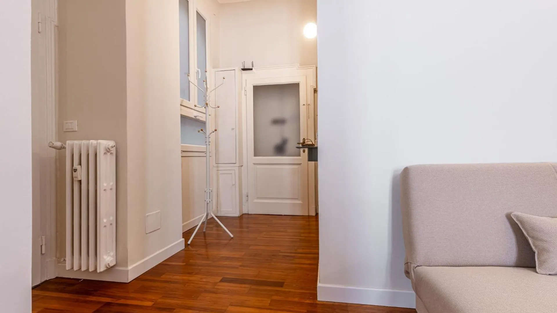Ferienwohnung Cortivo House - Silva 45 Next To Metro Lotto Mailand